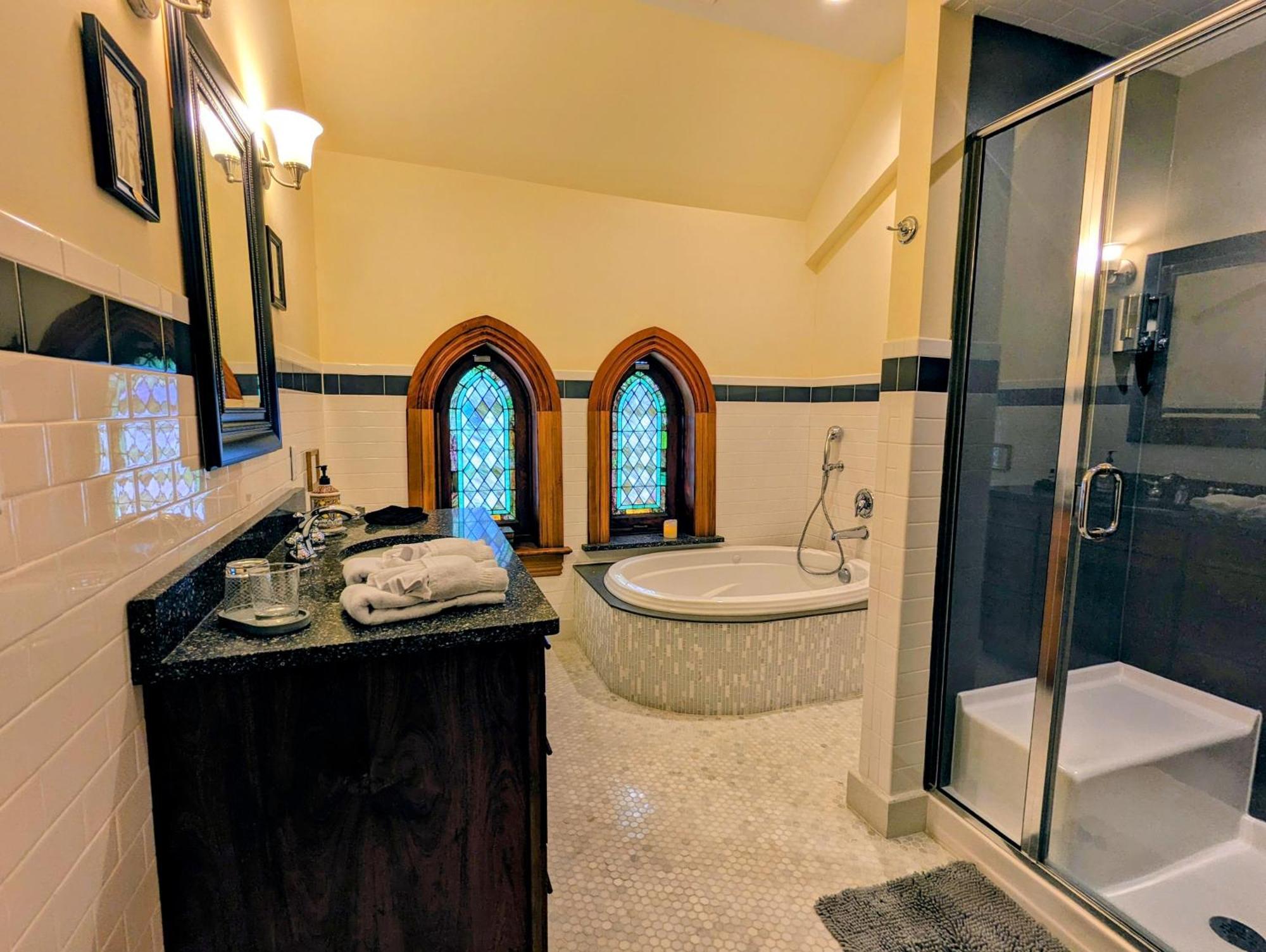 Gothic Heights Inn Clifton Heights Eksteriør bilde
